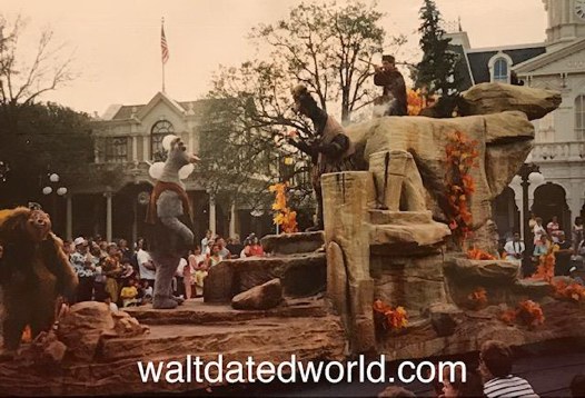 Country Bear Float Disney Character Hit Parade 1991.