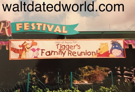 Tigger's Family Reunion in 20,000 Leagues Queue Walt Disney World
