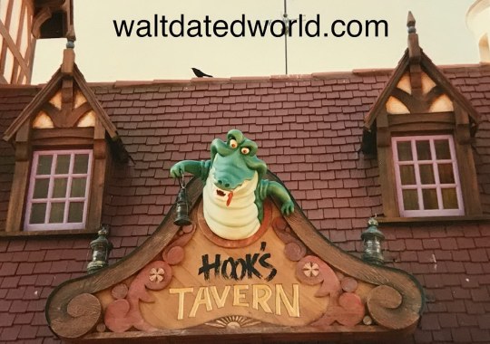 Hook's Tavern restaurant Walt Disney World