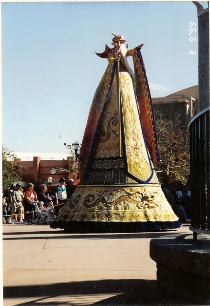 Mulan parade emperor Disney MGM Studios