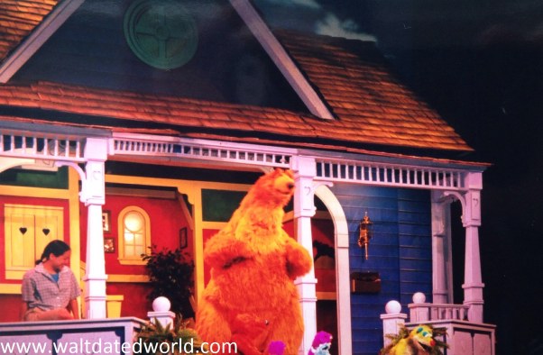 Bear in the Big Blue House stage show Disney MGM Studios